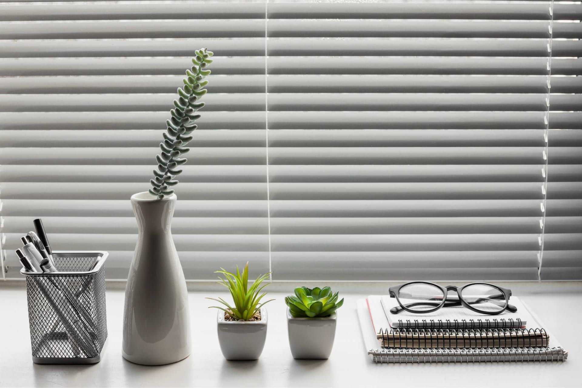 OFFICE BLINDS & HOME CURTAINS